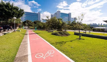 Conjunto Comercial para Alugar no Jardim São Luis, São Paulo