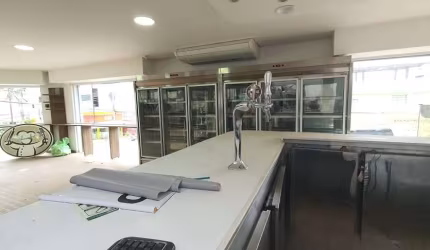 Imóvel comercial de esquina, 400 m², localização nobre na Zona Norte - Santa Teresinha