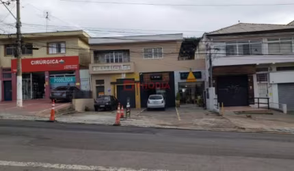 Prédio Comercial ou Residencial para venda situado na Zona Norte.