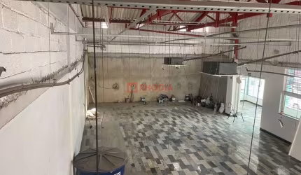 Galpão 350 m² na Barra Funda Locação por R$ 13.000 ótima Localização e de Esquina