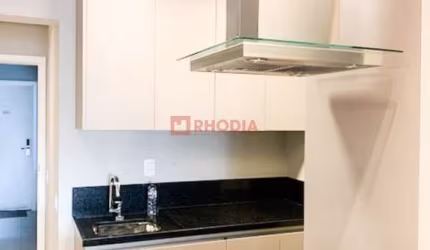 LOCAÇÃO APARTAMENTO MOBILIADO NO BROOKLIN - SP, 1 SALA, 1 DORMITÓRIO E 1 VAGA GARAGEM