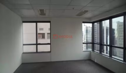 VENDA OU LOCAÇÃO DE CONJUNTO COMERCIAL VILA OLIMPIA ZONA SUL DE SÃO PAULO,  3 SALAS E 2 VAGAS