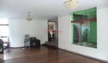 VENDA OU LOCAÇÃO CASA RESIDENCIAL EM INTERLAGOS SP, 4 DORMITÓRIOS SENDO 2 SUÍTES E 5 VAGAS