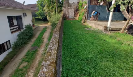 Petrópolis-Terreno plano ideal para construção de geminados