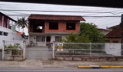 Imóvel Comercial no Itaum ( terreno )