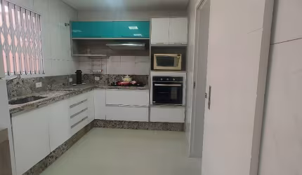 Casa Geminada à Venda no Bairro Vila Nova