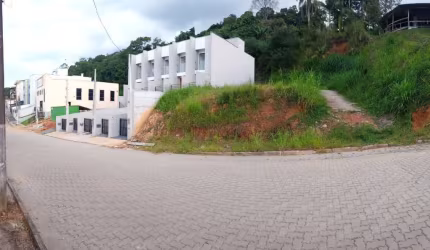 Terreno à Venda bairro Itaum