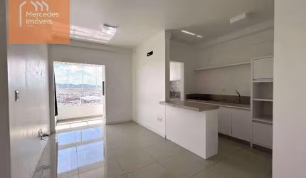 Apartamento semimobiliado com 1 suite + 1 dormitório à venda, 61 m² por R$ 685.000 - Vila Operária - Itajaí/SC