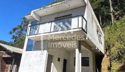 Casa de 2 pavimentos 1 suite + 1 quarto à venda, 154 m² por R$ 740.000 - Ressacada - Itajaí/SC