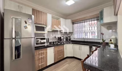Sobrado com 3 dormitórios à venda, 100 m² por R$ 698.000,00 - Barra do Rio - Itajaí/SC