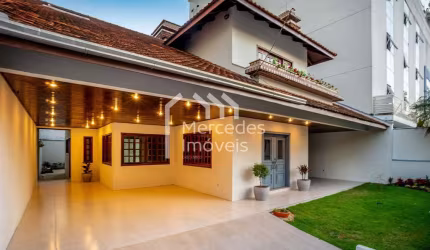 Casa comercial com 13 salas, 237m² por R$ 3.000.000 - Centro - Itajaí/SC