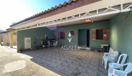 Casa com 3 dormitórios à venda, 59 m² por R$ 450.000,00 - Pinheirinho - Curitiba/PR
