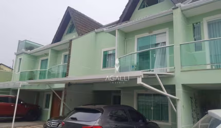 Sobrado com 3 dormitórios à venda, 155 m² por R$ 750.000,00 - Guaíra - Curitiba/PR