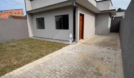 CASA COM PASSAGEM LATERAL  03 QUARTOS À VENDA EM ARAUCARIA