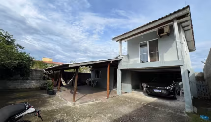 Casa - Padrão, para Venda em Florianópolis/SC