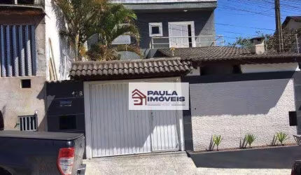 Casa com 3 dormitórios à venda, 250 m² por R$ 850.000 - Perová - Arujá/SP