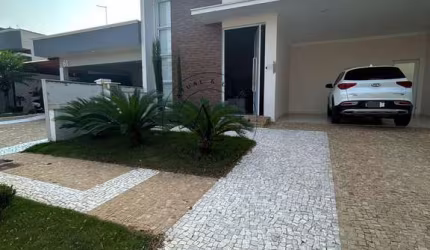 Casa Térrea em Condomínio: 3 Quartos Amplos e Piscina Privativa – Conforto e Exclusividade!