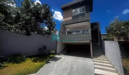 Casa em condomínio à venda, 3 quartos, 2 suítes, 2 vagas, Condomínio Trilhas do Sol - Lagoa Santa/MG