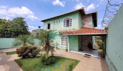 Casa com 4 quartos à venda, 300 m² por R$ 1.290.000 - Jardim Ipê - Lagoa Santa/MG