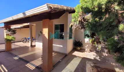 Casa com 3 quartos à venda, 220 m² por R$ 1.350.000 - Jardim Ipê - Lagoa Santa/MG