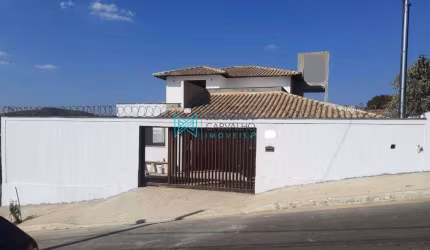 Casa com 3 quartos à venda, 265 m² por R$ 780.000 - Novo Santos Dumont - Lagoa Santa/MG
