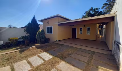 Casa para aluguel, 3 quartos, 1 suíte, 2 vagas, Jardim Ipê - Lagoa Santa/MG