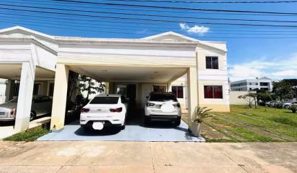 Alto Padrão para Venda em Brasília, Jardins Mangueiral (Jardim Botânico), 3 dormitórios, 1 suíte, 2 banheiros, 2 vagas