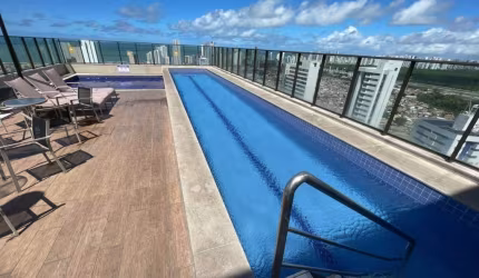 Beach Class Pina-ao lado Rio Mar