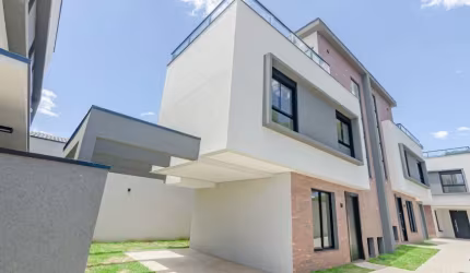 Sobrado 3 dormitórios - More próximo da Pedreira e parque Tanguá