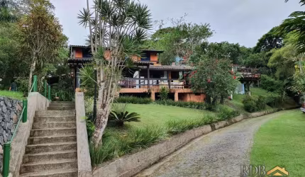 Casa em Condomínio Mobiliada para Venda em Angra dos Reis, Ponta da Cruz, 4 dormitórios, 2 suítes, 4 banheiros, 1 vaga