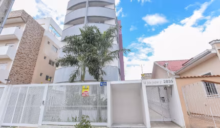 Apartamento 01 quarto, semi-mobiliado e desocupado, à venda no bairro Rebouças em Curitiba/PR.