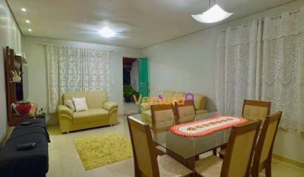 Casa com terraço Itacolomi