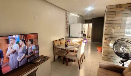 CASA PARA LOCAÇÃO OU VENDA - INDEPENDENTE COM 2 VAGAS GRANDES