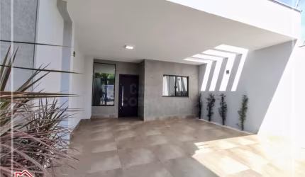 CASA COM PISCINA NO JARDIM DIAMANTE EM MARINGÁ