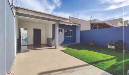 Casa com Piscina no RESIDENCIAL AREZZO em Maringá