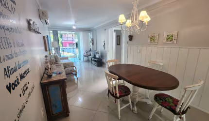 Apartamento 150 metros do mar Bombinhas! Financia direto