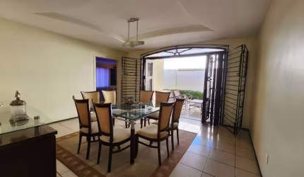 Linda casa no Vicente Pinzon, 4 quartos 2 suites
