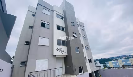 Apartamento à no Bairro São Luiz
