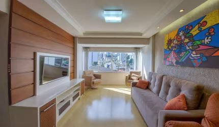 Apartamento à venda no Bairro  Pio X