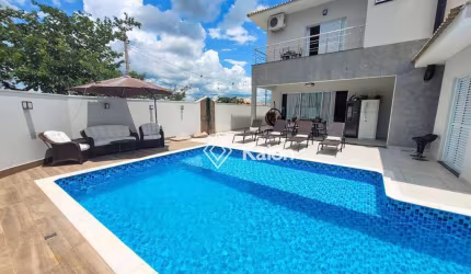 Casa à venda em Salto no Condomínio Portal dos Bandeirantes