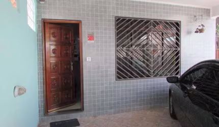 Sobrado à venda, 90 m² por R$ 460.000,00 - Vila Voturuá - São Vicente/SP