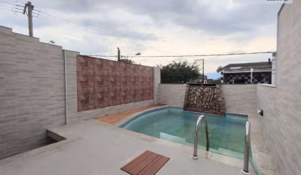Casa com 2 dormitórios à venda, 120 m² por R$ 300.000,00 - Vila Jockei Clube - São Vicente/SP