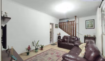 Sobrado com 3 dormitórios à venda, 189 m² por R$ 550.000,00 - Vila Voturuá - São Vicente/SP