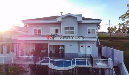 Casa para alugar em Vinhedo, Distrito Industrial Benedito Storani, com 4 suítes, com 246 m²