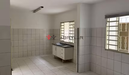 Casa para alugar em Jundiaí, Vila Arens II, com 2 quartos, com 256 m²