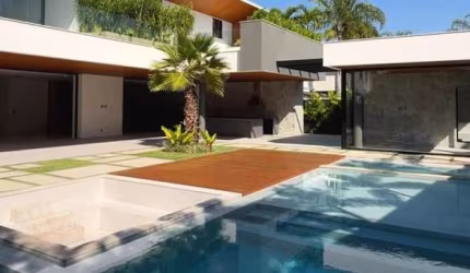 Mansão Cinematográfica com 1.300 m² na Barra da Tijuca – Luxo, Design e Exclusividade