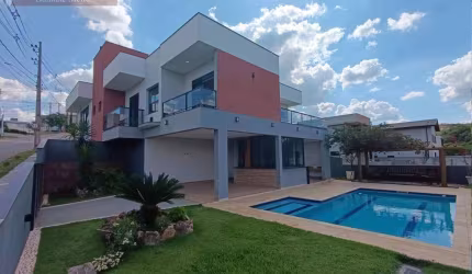 aluga-se casa em condomínio 3 suítes