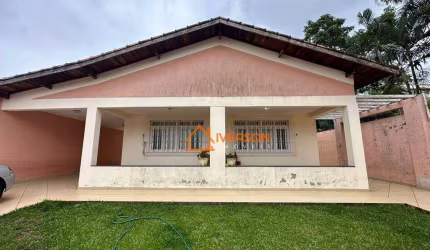 Casa no centro de Peruíbe para Venda