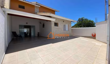 Casa para venda em Peruíbe perto da praia
