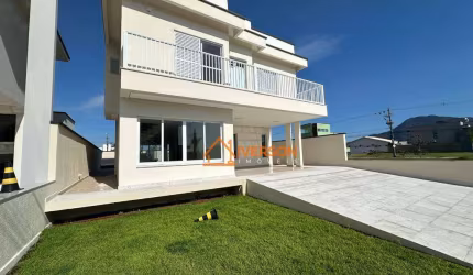 Casa em condomínio para venda em Peruíbe